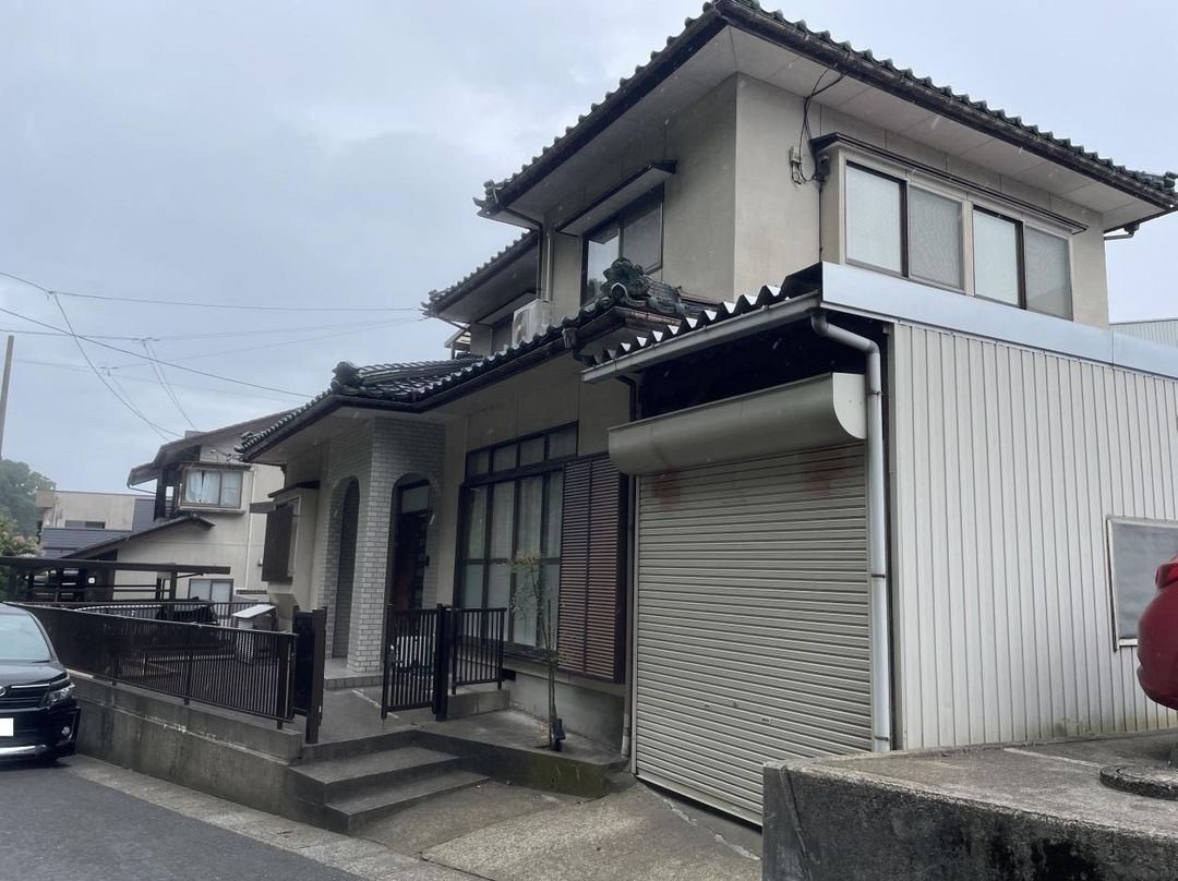 7SLDK Wooden House in Fukui City with 2024 Renovation & Parking - Image 7