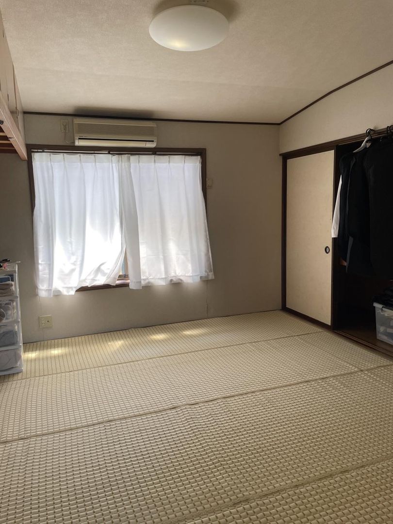 7SLDK Wooden House in Fukui City with 2024 Renovation & Parking - Image 22