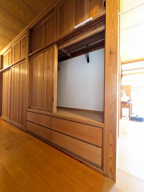 7DK Wooden House for Sale in Tsubame, Niigata - 227 sqm - Thumbnail 4