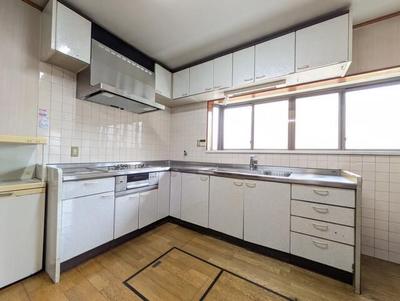 7DK Wooden House for Sale in Tsubame, Niigata - 227 sqm — Image 19, Tsubame, Niigata