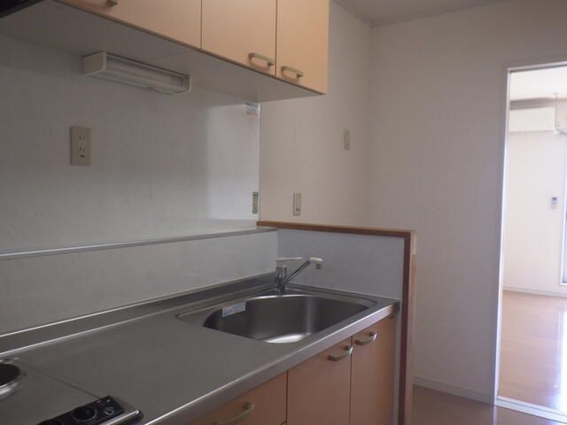 1K Apartment for Rent in Kamogawa, Chiba - Thumbnail 4