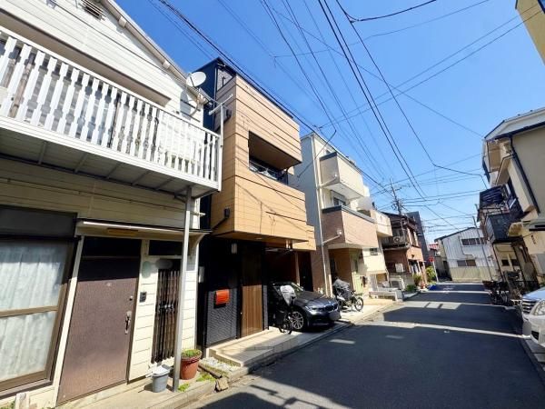 Modern 1SLDK House in Itabashi, Tokyo | 64.8㎡, Parking - Thumbnail 4