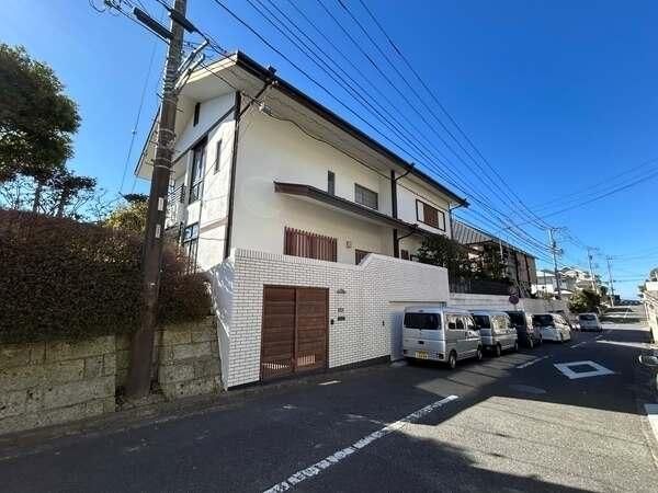 Ocean View House on 112 Tsubo Plot in Hayama, Kanagawa - Thumbnail 3