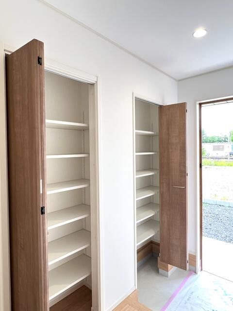 New 4LDK House in Koriyama, Fukushima with 3 Car Parks - Image 16