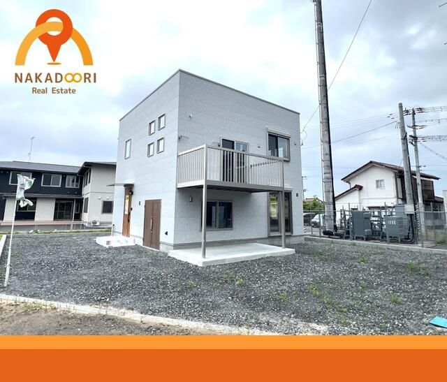 New 4LDK House in Koriyama, Fukushima with 3 Car Parks - Image 9