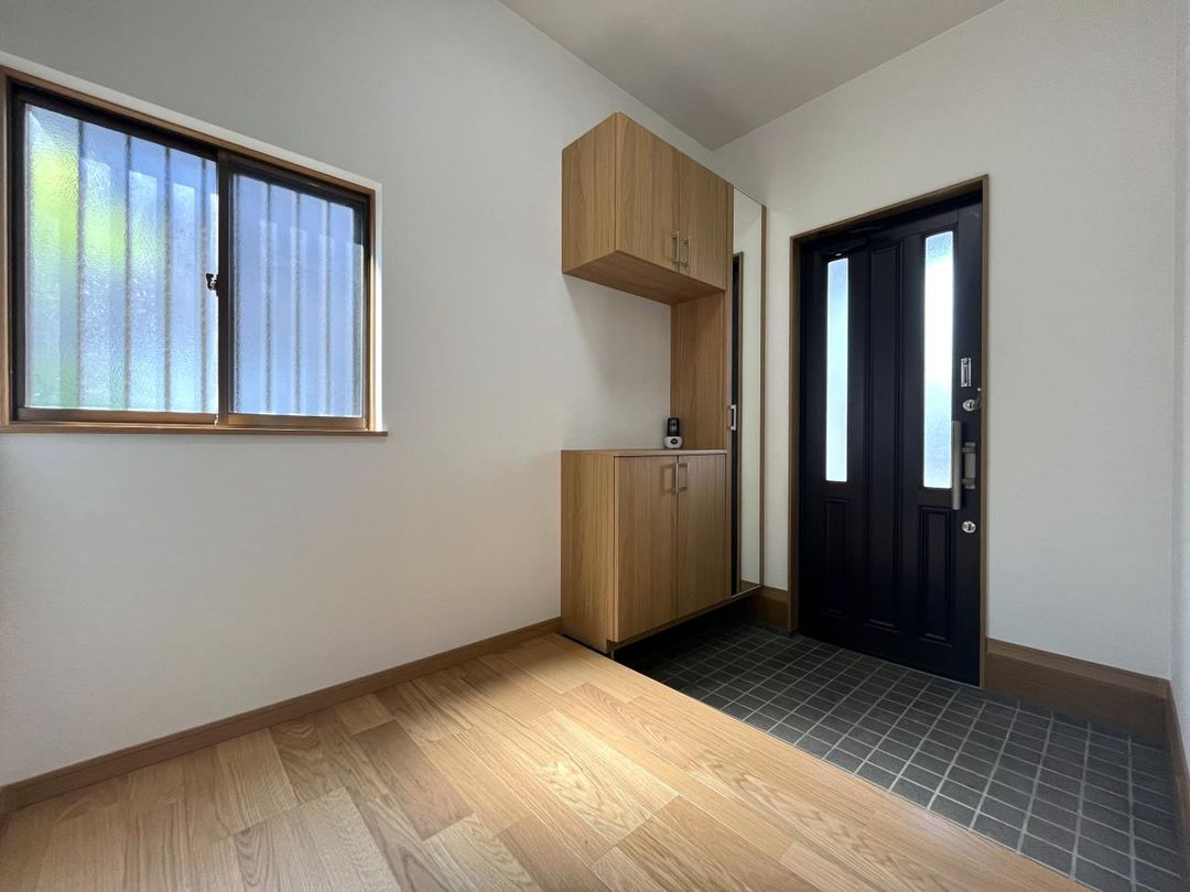 5LDK House for Sale in Kumamoto City Higashi Ward with 3 Parking Spaces - Thumbnail 4