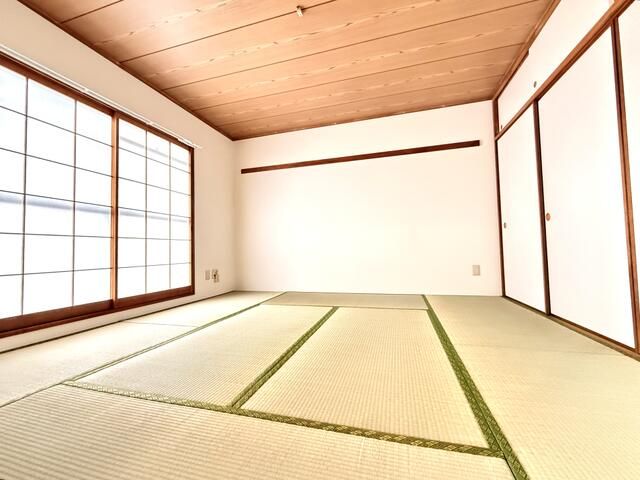 3LDK Used Apartment for Sale in Chiba City, 88.96 sqm - Thumbnail 4