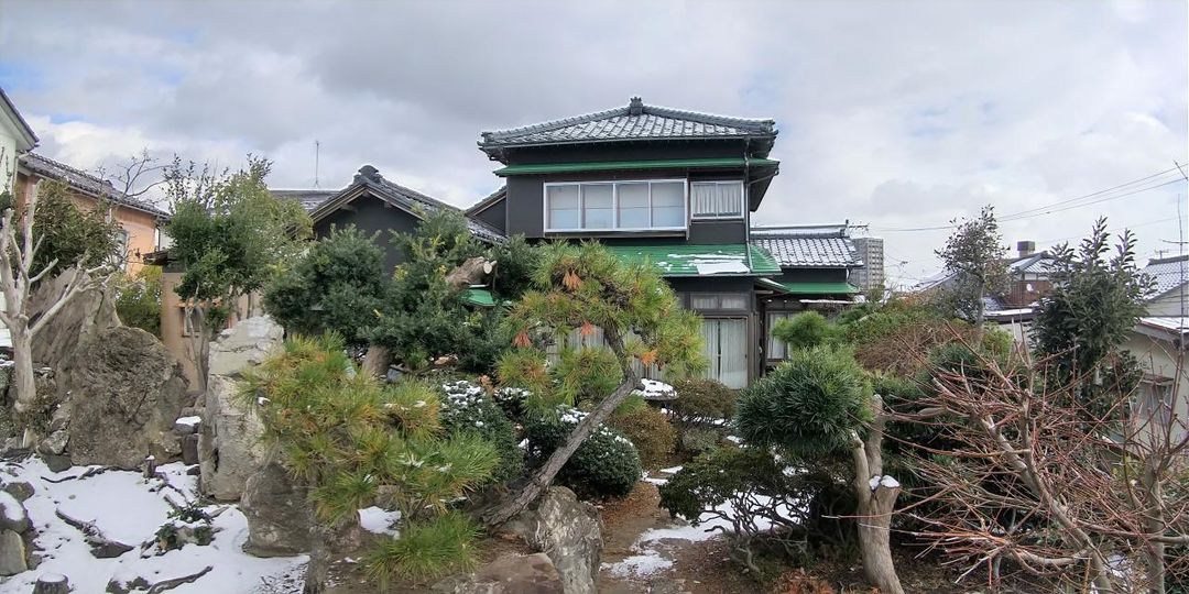 Land for Sale in Niigata City with Old House | 632.45 sqm Plot - Thumbnail 2