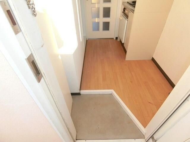 1K Apartment for Rent in Higashikurume, Tokyo - Thumbnail 4