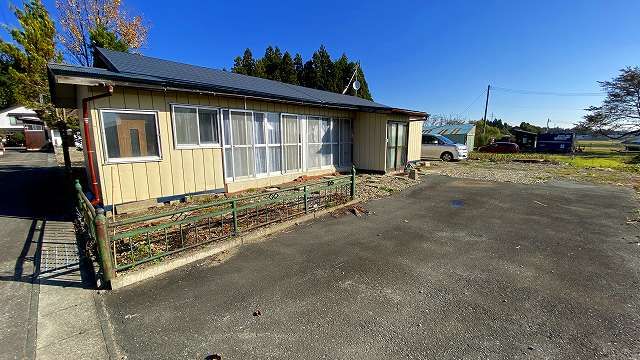Land for Rent with Old Warehouse in Kitakami, Iwate - Thumbnail 2