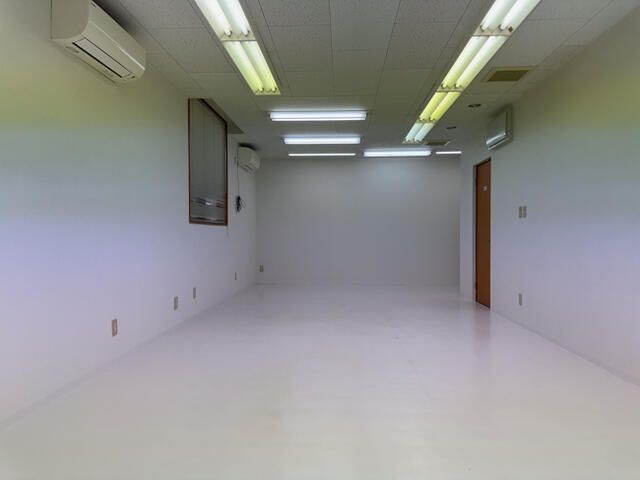 Commercial Space for Rent in Machida, Tokyo - 48.94 sqm - Thumbnail 2