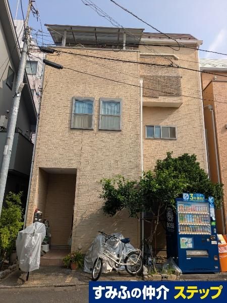 3SLDK Detached House for Sale in Itabashi, Tokyo - Thumbnail 2