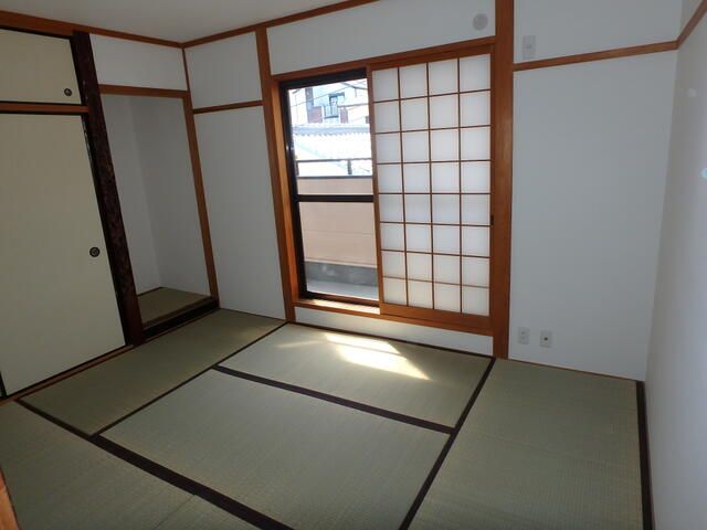 4LDK Detached House for Sale in Nishinomiya, Hyogo - Thumbnail 4