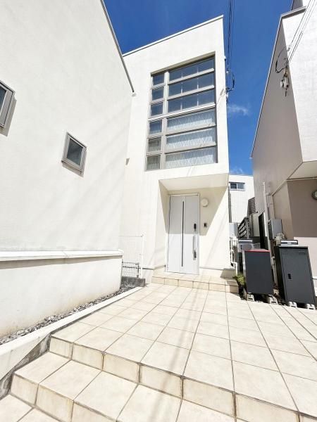 2003 3LDK House in Meguro, Tokyo | 110.95 sqm | Near Stations - Image 37