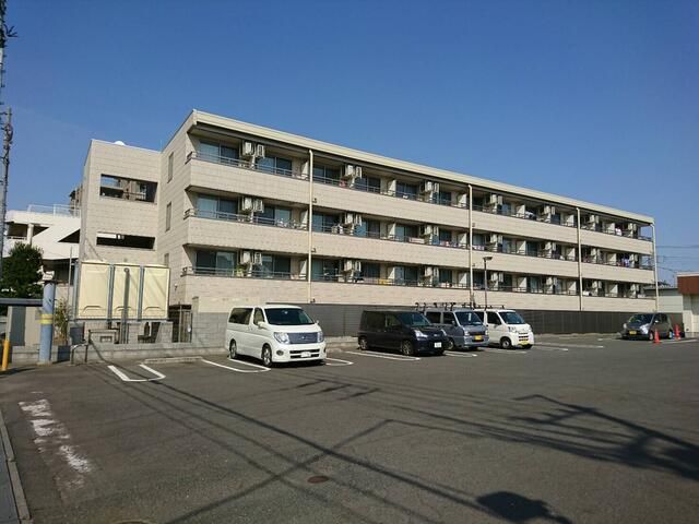 Modern 1K Apartment for Rent in Fujimino, Saitama - Thumbnail 3