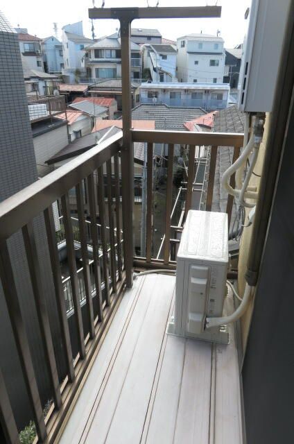 1K Apartment for Rent in Itabashi-ku, Tokyo 15.52 sqm - Thumbnail 2