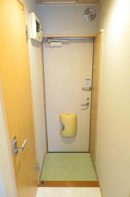 1K Apartment for Rent in Itabashi-ku, Tokyo 15.52 sqm - Thumbnail 3
