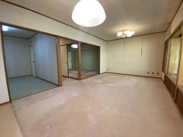 2LDK Apartment for Sale in Hakone, Kanagawa - 62.07 sqm - Thumbnail 4