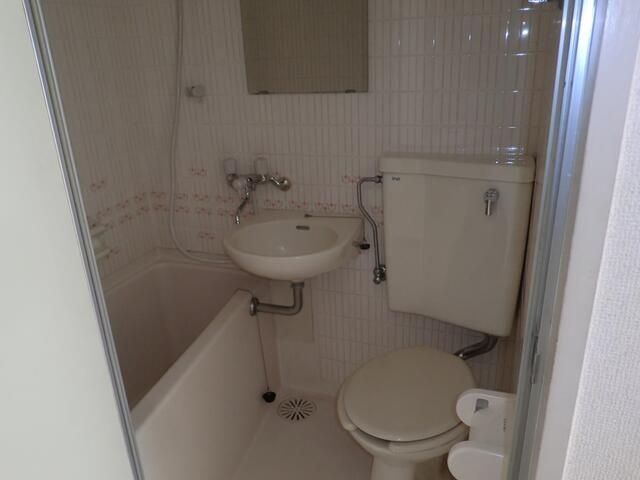 One Room Apartment for Sale in Ota-ku, Tokyo - Thumbnail 4