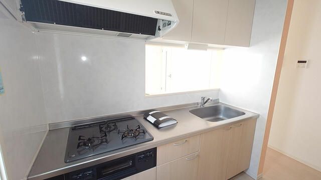 Modern 2LDK Terrace House for Rent in Nagamachi, Sendai - Thumbnail 3