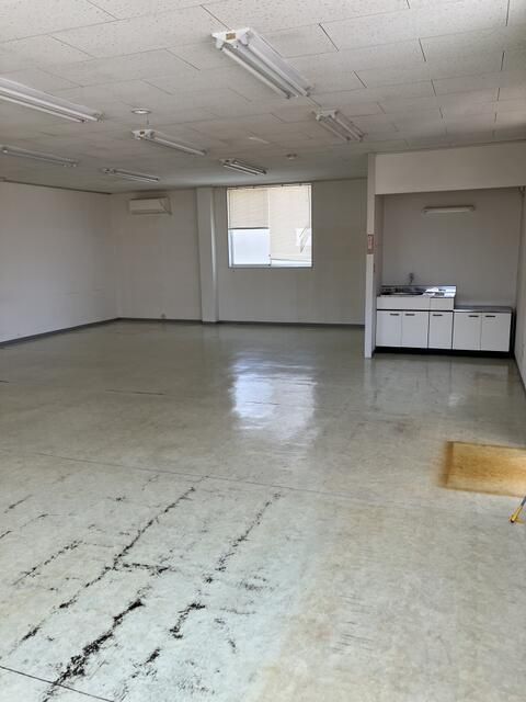 Commercial Shop/Office for Rent in Fujikawa, Yamanashi - Thumbnail 3