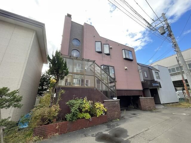 4LDK Detached House Near Minami-Hiragi Station in Sapporo - Thumbnail 3