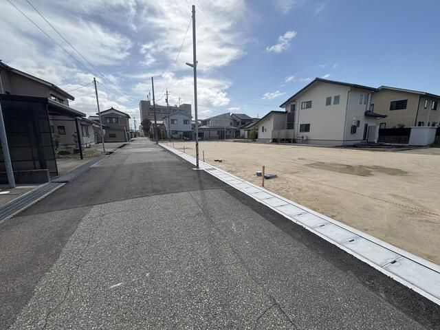 Residential Land for Sale in Imizu, Toyama - 295.42 sqm Plot - Thumbnail 2