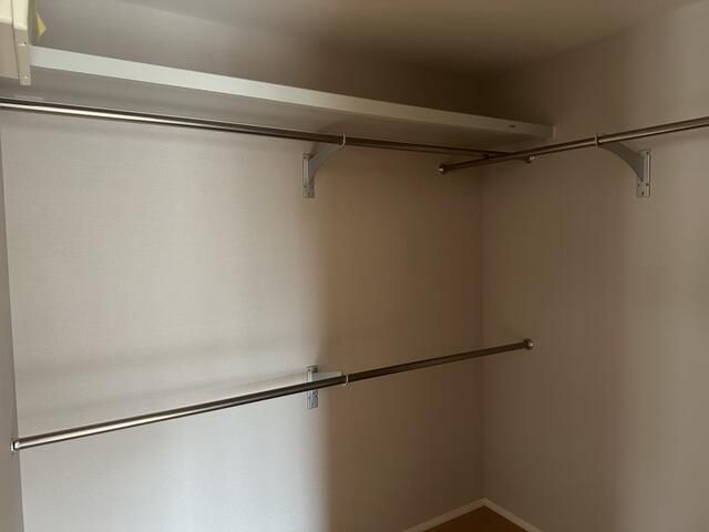 Modern 4SLDK House for Sale in Fukui City with 3 Parking Spaces - Thumbnail 3