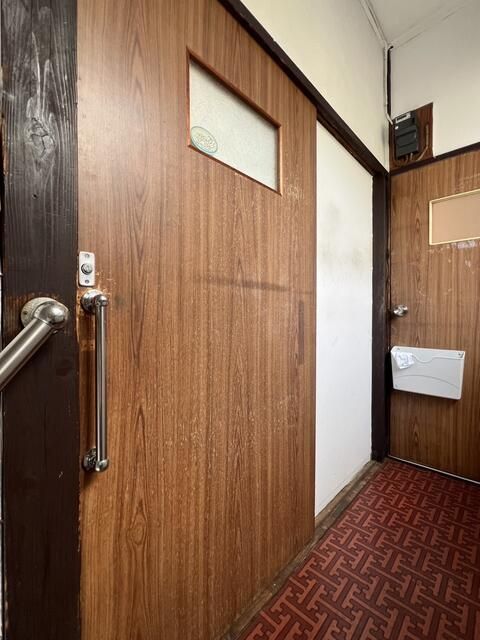 1K Apartment for Rent in Sumida, Tokyo - Near Keisei Hikifune Station - Thumbnail 2