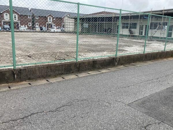 Industrial Property for Rent in Togane, Chiba - 867sqm Corner Lot - Thumbnail 3