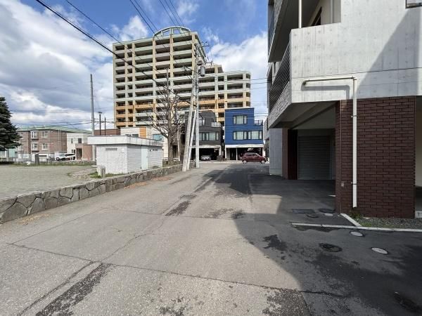 302.9 sqm Land for Sale in Sapporo Chuo-ku, Near Maruyama Park - Thumbnail 4