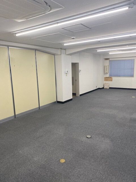 Office for Rent in Bunkyo, Tokyo: Hakuo Building, 66.11 sqm - Thumbnail 3