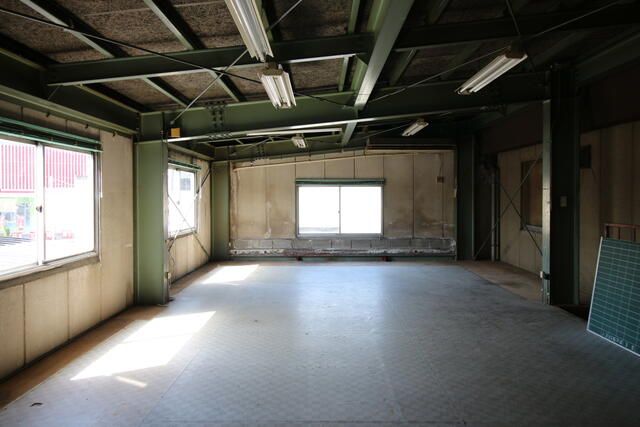 Warehouse for Rent in Kanazawa, Ishikawa | 148 sqm Steel Structure - Thumbnail 3