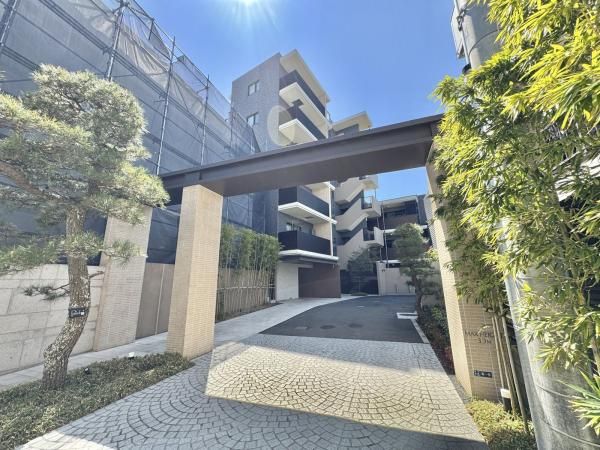 2SLDK Apartment in Kugenuma Kaigan, Fujisawa - 80.08m² - Thumbnail 4
