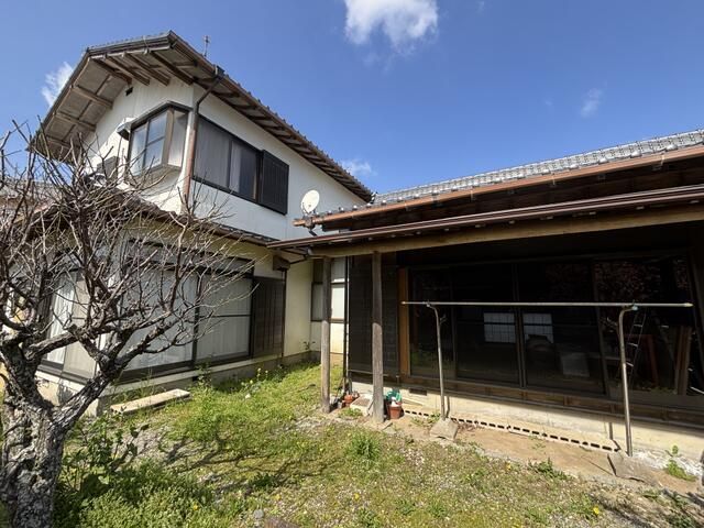 1983 Wooden House for Sale in Minamiboso, Chiba - 303sqm Land - Thumbnail 2