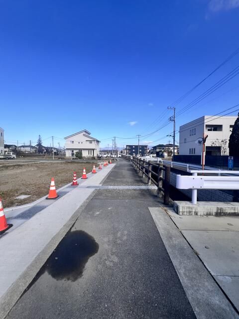 232 sqm Residential Land for Sale in Central City, Yamanashi - Thumbnail 2