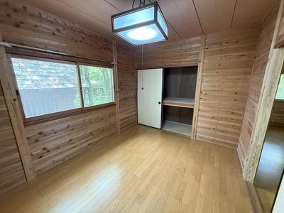 1LDK Wooden House on 204 sqm Land in Hatsukaichi — Interior, Hatsukaichi, Hiroshima