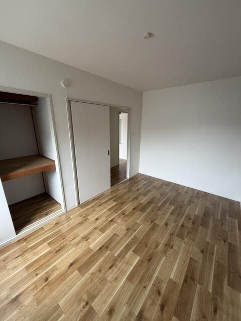 1LDK Apartment for Rent in Kazo City, Saitama - Thumbnail 3