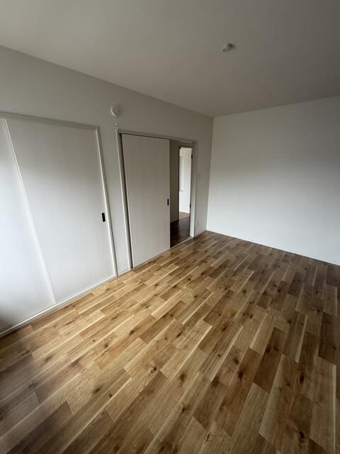 1LDK Apartment for Rent in Kazo City, Saitama - Thumbnail 2