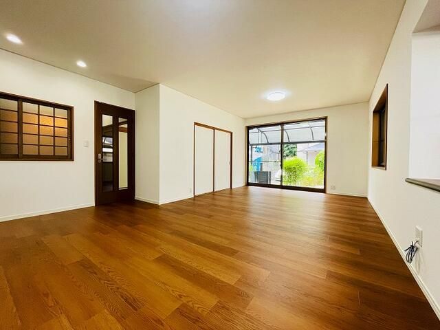 1995 Detached House with Garden and Parking in Umi Town, Fukuoka - Thumbnail 2