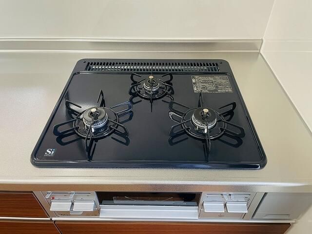 1995 Detached House with Garden and Parking in Umi Town, Fukuoka - Thumbnail 3