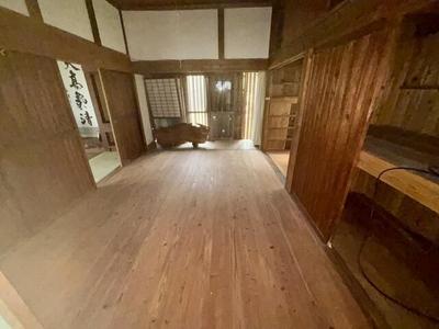 1952 Traditional Japanese House on Large Plot in Satsumasendai, Kagoshima — Image 22, Satsumasendai, Kagoshima