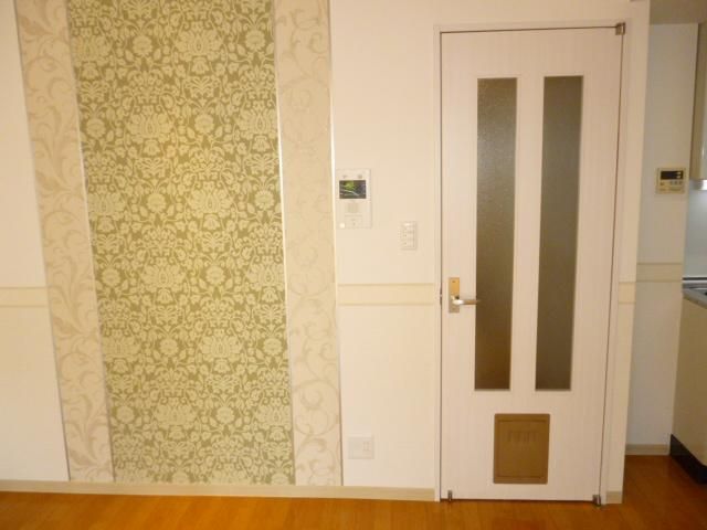 2LDK Pet-Friendly Apartment near Myoden Station, Ichikawa - Thumbnail 2
