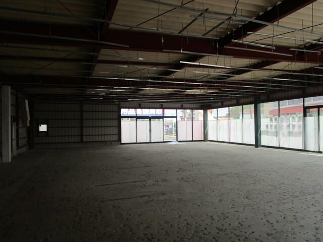 Commercial Property for Rent in Toride, Ibaraki – 300 sqm - Thumbnail 2