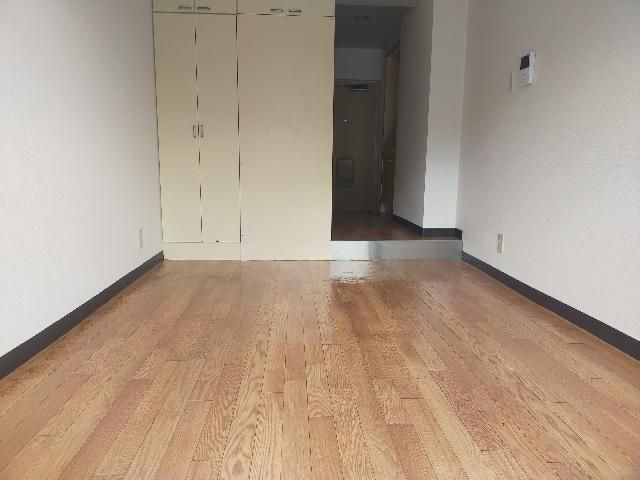 Sky Court Hiyoshi 1K Apartment for Rent in Yokohama - Thumbnail 3