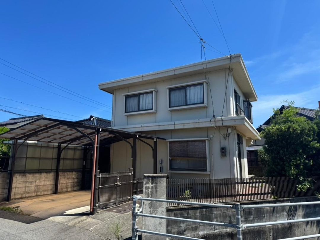 4LDK RC House for Sale in Hozumi-cho, Yamaguchi City - Thumbnail 2