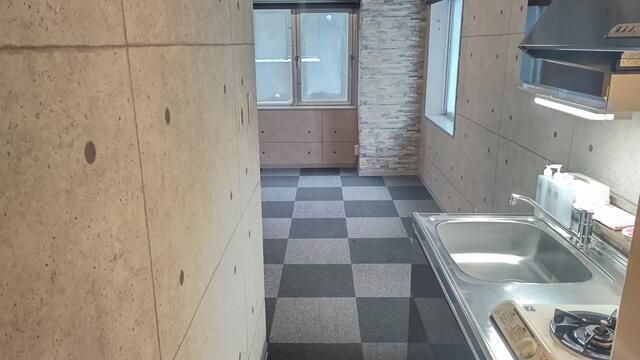 1K Apartment in Central Sapporo, Hokkaido - Thumbnail 4