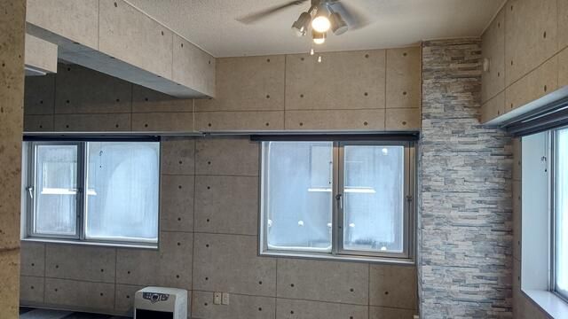 1K Apartment in Central Sapporo, Hokkaido - Thumbnail 2