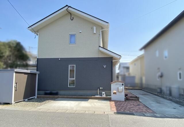 4LDK Detached House for Sale in Fukushima City, 96.75 sqm - Thumbnail 2