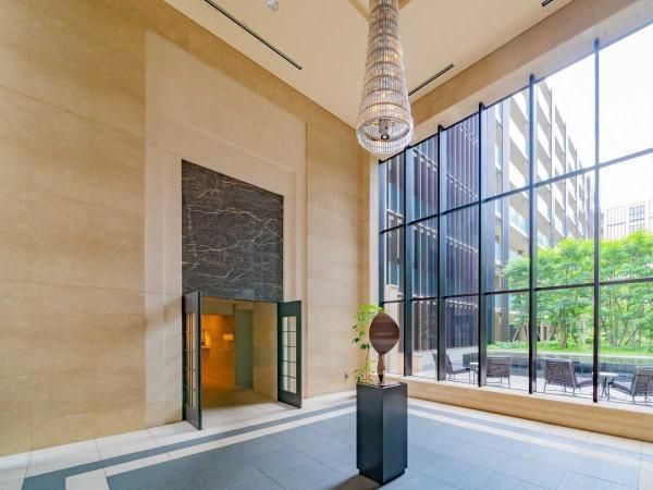 Proud Komaba 3LDK Apartment for Sale in Meguro, Tokyo - Thumbnail 3